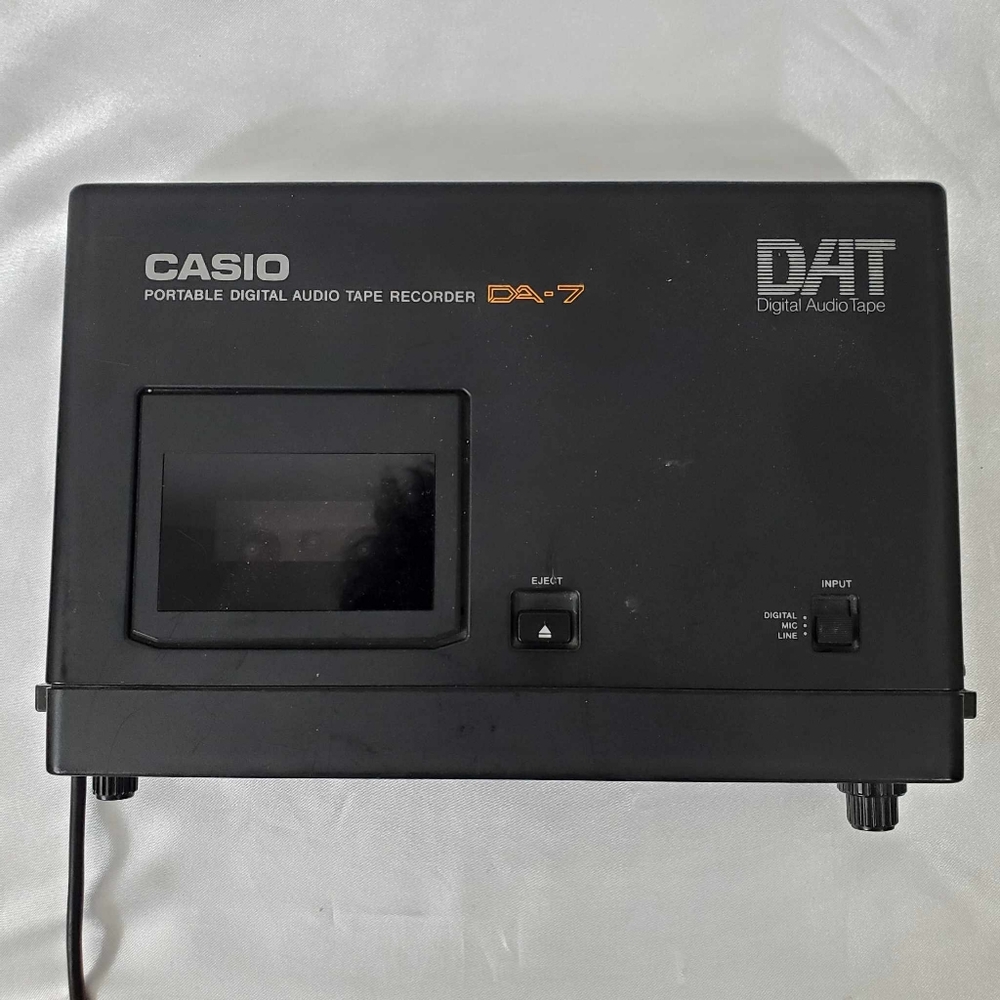 Casio DA-7 Digital Audio Tape (DAT) Portable Recorder Vintage